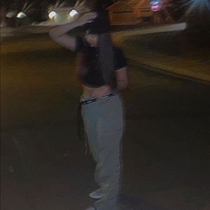 Meet your Posher, Annabella